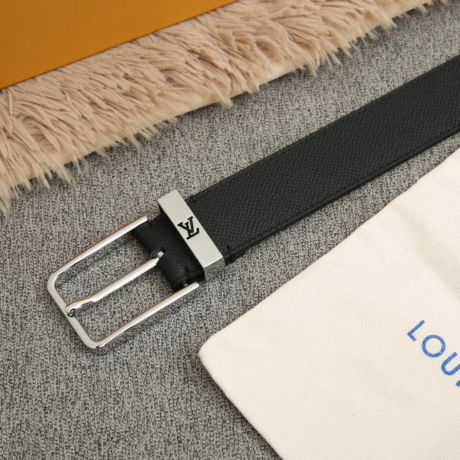 BELT VENDOME 35CM IN BLACK SMOOTH CALFSKIN WITH SILVER LV LETTER BUCKLE