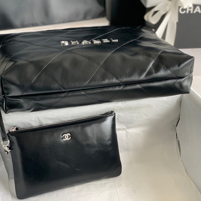 CC LARGE 42 HANDBAG IN BLACK SHINY CALFSKIN SILVER HARDWARE
