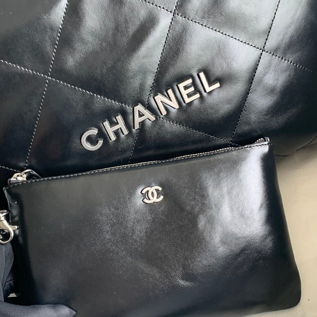 CC LARGE 42 HANDBAG IN BLACK SHINY CALFSKIN SILVER HARDWARE