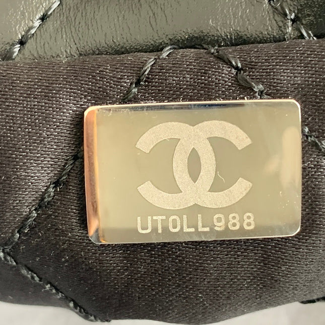CC MEDIUM 37 HANDBAG IN BLACK SHINY CALFSKIN SILVER HARDWARE