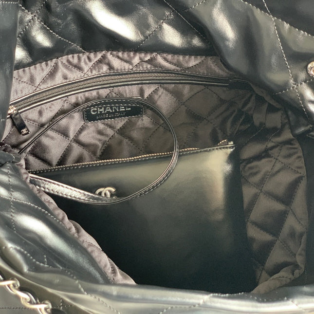 CC MEDIUM 37 HANDBAG IN BLACK SHINY CALFSKIN SILVER HARDWARE