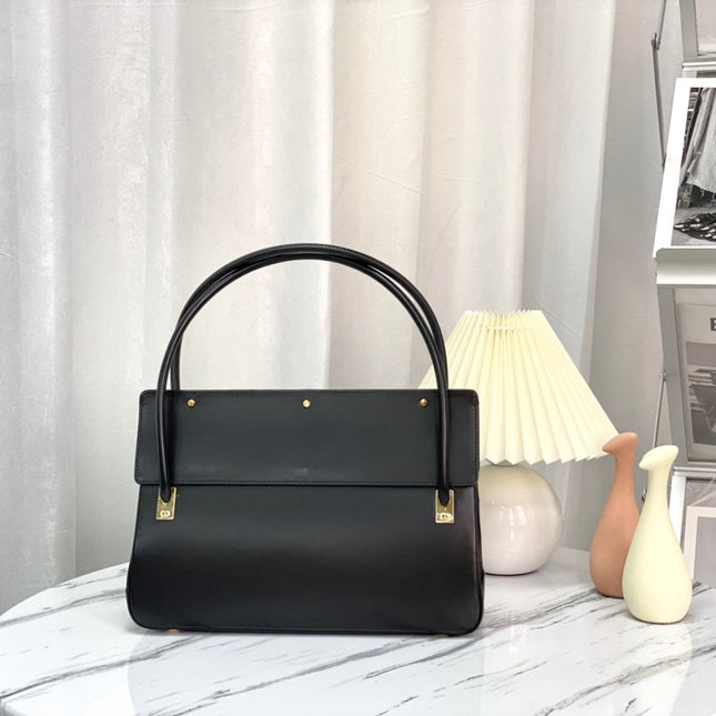 PARISIENNE 30 HANDBAG IN BLACK SMOOTH CALFSKIN