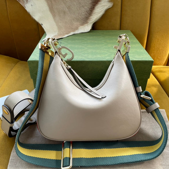 GG ATTACHE 23 SMALL SHOULDER BAG BEIGE CALFSKIN