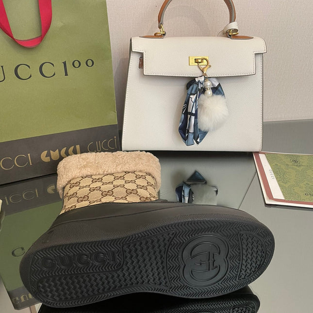 HORSEBIT SNOW ANKLE BOOTS IN ECRU BEIGE MONOGRAM JACQUARD FABRIC MIX BLACK CALFSKIN AND LAMB WOOL LINING