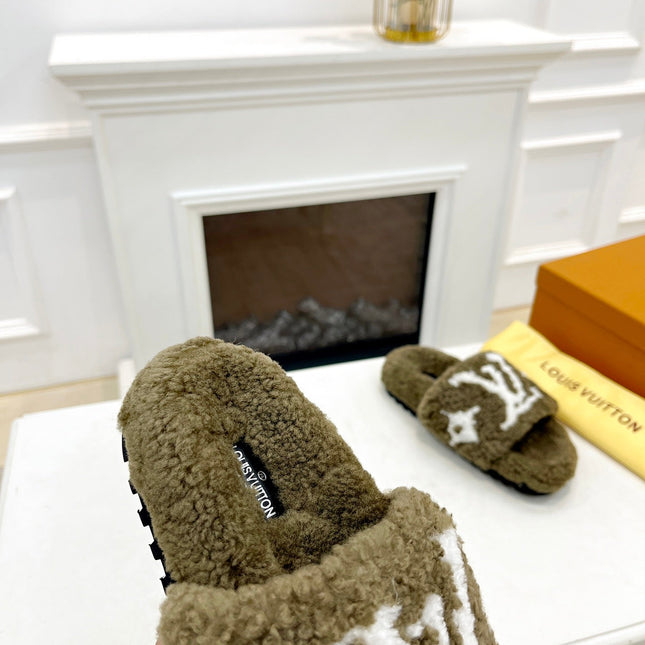 LV FLAT SLIPPER IN ARMY GREEN MIX WHITE SHEARLING