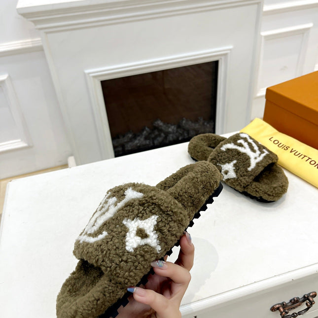 LV FLAT SLIPPER IN ARMY GREEN MIX WHITE SHEARLING