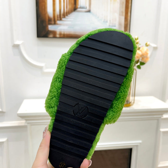 LV FLAT SLIPPER IN LAWN GREEN MIX CHERRY RED SHEARLING
