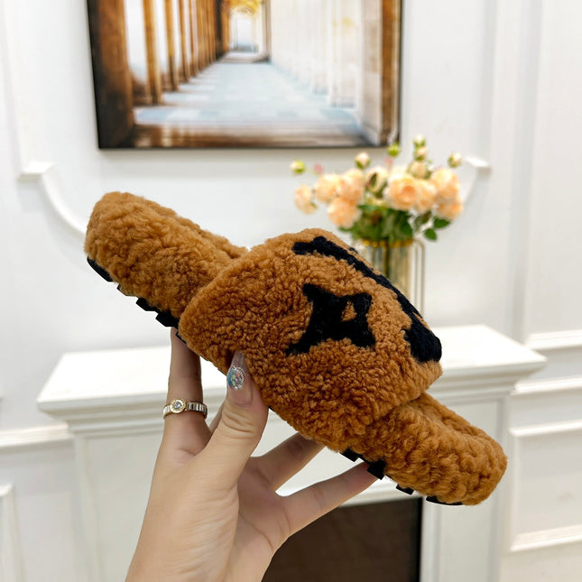 LV FLAT SLIPPER IN GINGERBREAD BROWN MIX BLACK SHEARLING