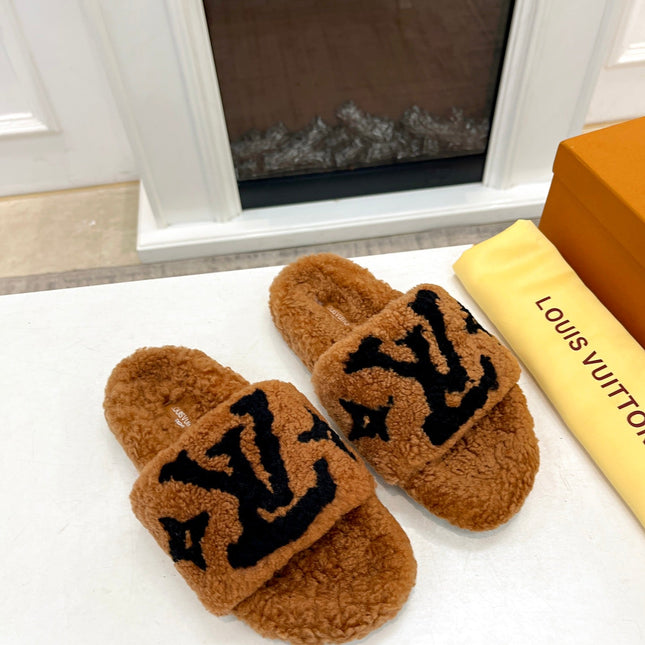 LV FLAT SLIPPER IN GINGERBREAD BROWN MIX BLACK SHEARLING