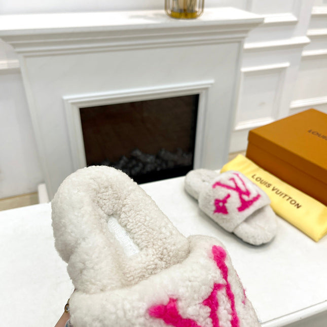 LV FLAT SLIPPER IN WHITE MIX BRIGHT PINK SHEARLING