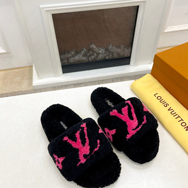 LV FLAT SLIPPER IN BLACK MIX BRIGHT PINK SHEARLING