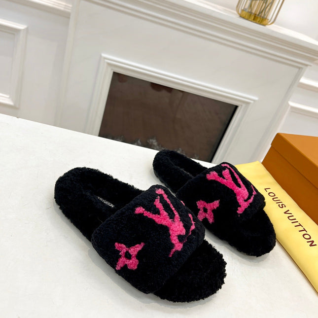 LV FLAT SLIPPER IN BLACK MIX BRIGHT PINK SHEARLING