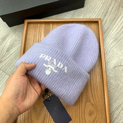 BEANIE HAT IN PASTEL PURPLE WOOL 108749
