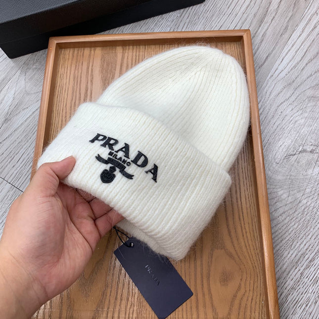BEANIE HAT IN WHITE WOOL 108748