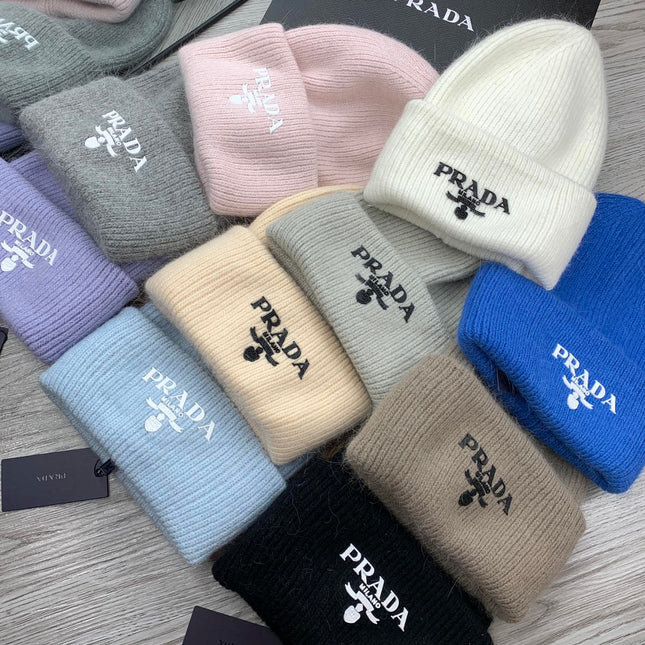 BEANIE HAT IN KHAKI BROWN WOOL 108747