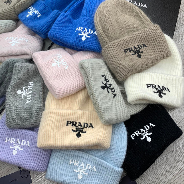 BEANIE HAT IN BEIGE CREAM WOOL 108745