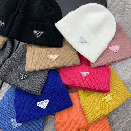 BEANIIE HAT IN WHITE WOOL 335040