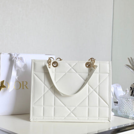 LARGE TOTE BOOK 36 BAG IN WHITE CALFSKIN