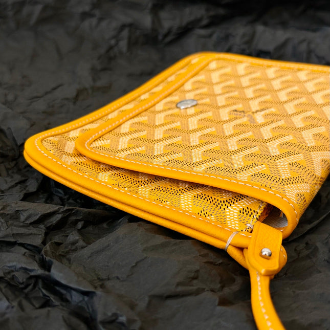 PLUMET POCKET WALLET 20 IN YELLOW GOYARDINE CANVAS AND LAMBSKIN TRIM