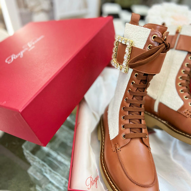 VIV' RANGERS STRASS BUCKLE BOOTS IN BROWN CALFSKIN AND WHITE FABRICS