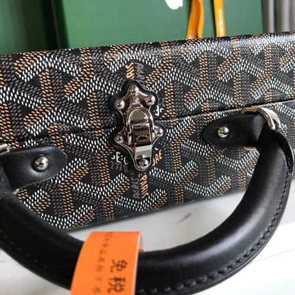 GRAND HÔTEL TRUNK BAG 24 IN BLACK GOYARDINE CANVAS AND CALFSKIN