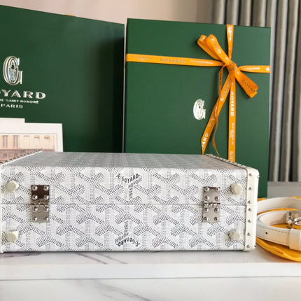 GRAND HÔTEL TRUNK BAG 24 IN WHITE GOYARDINE CANVAS AND CALFSKIN
