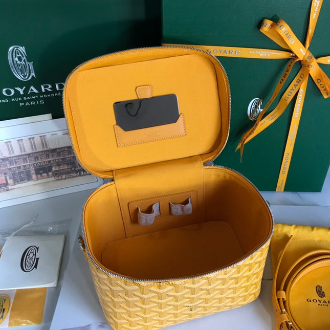 MUSE VANITY CASE 20 IN YELLOW GOYARDINE CANVAS