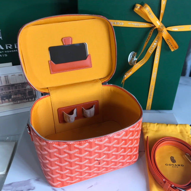 MUSE VANITY CASE 20 IN ORANGE GOYARDINE CANVAS