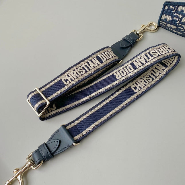 MEDIUM DIORCAMP BAG 28 OBLIQUE BLUE EMBROIDERY