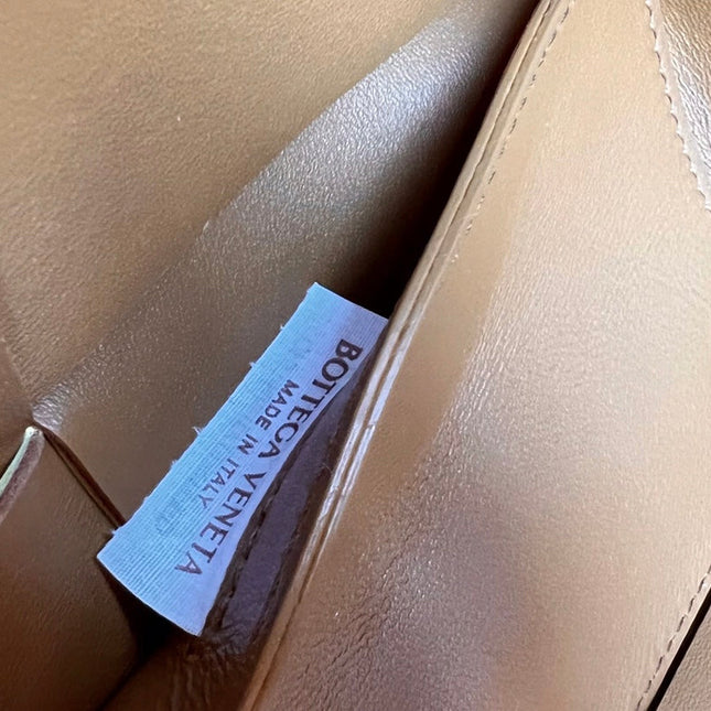 SMALL ARCO TOTE 30 IN TULIP TREE YELLOW LAMBSKIN