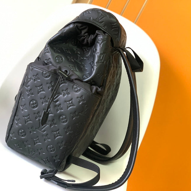 DISCOVERY BACKPACK 54 IN BLACK EMBOSSED MONOGRAM CALFSKIN