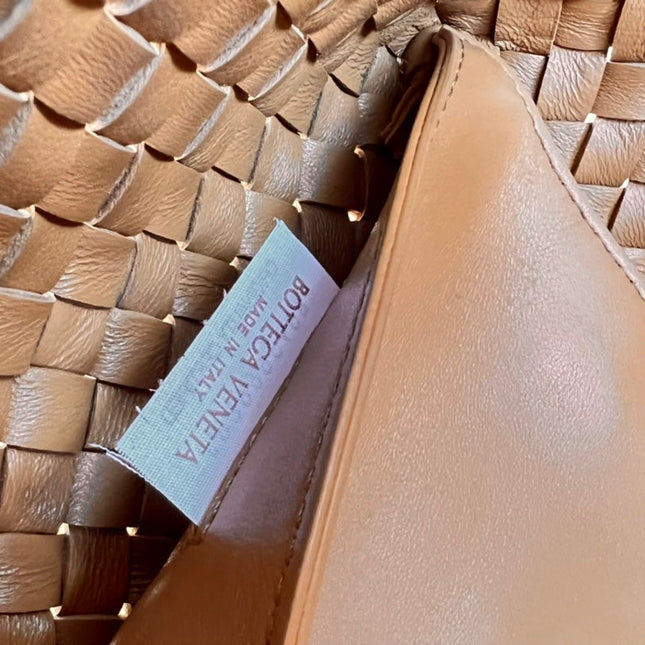 SMALL CABAT 32 IN BRONZE BROWN LAMBSKIN