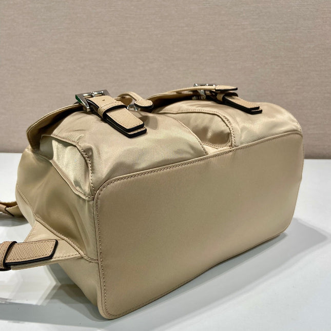 SMALL BACKPACK 28 IN SHOELACE BEIGE PARACHUTE FABRIC