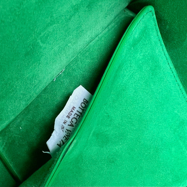 ARCO TOTE 36 IN MANTIS GREEN CALFSKIN