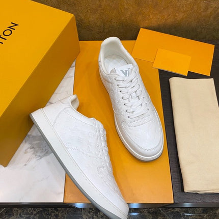 LV RIVOLI SNEAKER WHITE MONOGRAM