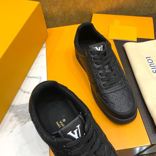 LV RIVOLI SNEAKER BLACK MONOGRAM