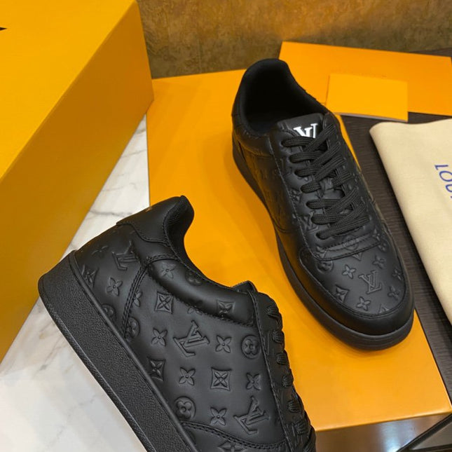 LV RIVOLI SNEAKER BLACK MONOGRAM