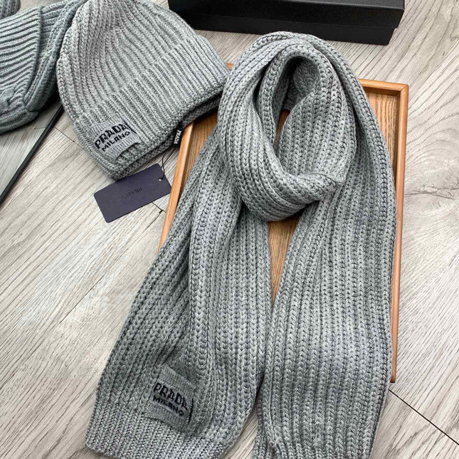 SET SCARF AND HAT IN PALE GRAY WOOL AND RABBIT FUR 388992