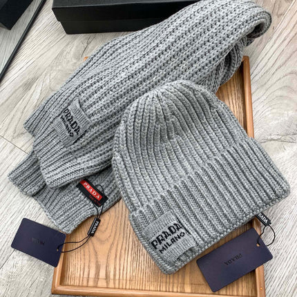 SET SCARF AND HAT IN PALE GRAY WOOL AND RABBIT FUR 388992