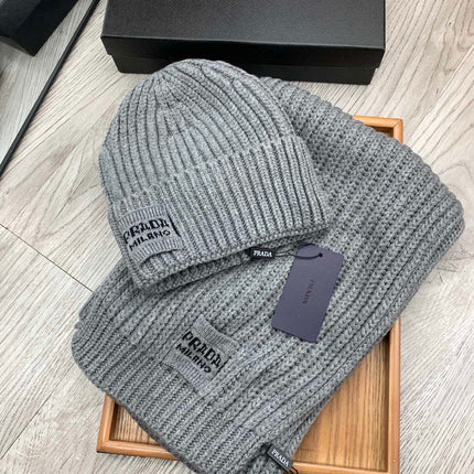 SET SCARF AND HAT IN DOVE GRAY WOOL AND RABBIT FUR 388993