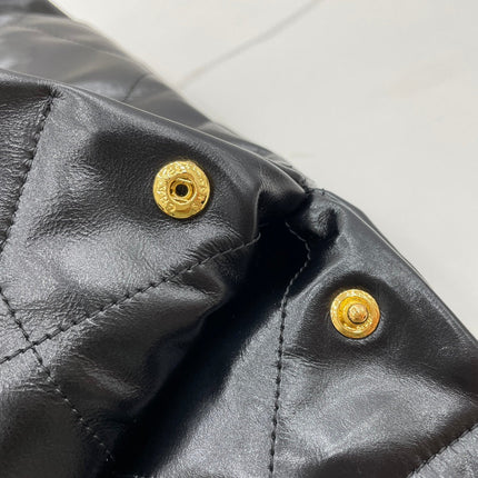CC LARGE 42 HANDBAG IN BLACK CALFSKIN GOLD HARDWARE
