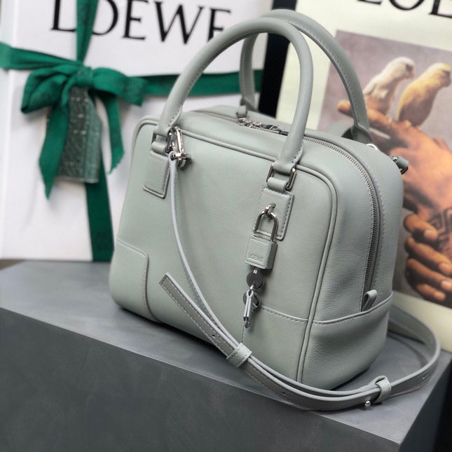 LOE AMAZONA 19 BAG IN LIGHT GREY NAPPA CALFSKIN