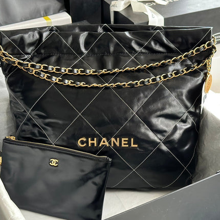 CC LARGE 42 HANDBAG IN BLACK SHINY CALFSKIN GOLD HARDWARE