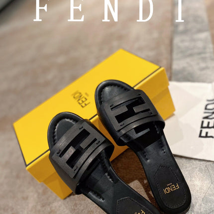 FENDI BAGUETTE SLIDES IN BLACK LAMBSKIN