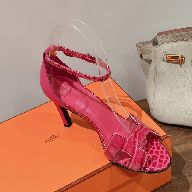 PREMIERE 105 SANDAL IN WATERMELON PINK CROCODILE LEATHER