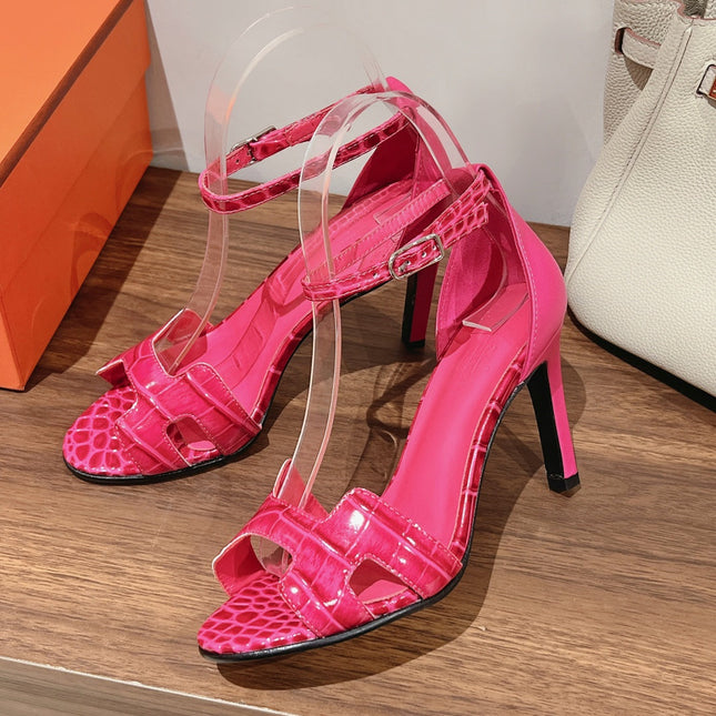 PREMIERE 105 SANDAL IN WATERMELON PINK CROCODILE LEATHER