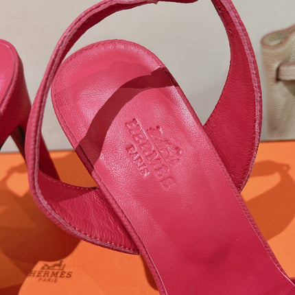 HOLY 105 SANDAL IN BRIGHT PINK GRAINED CALFSKIN
