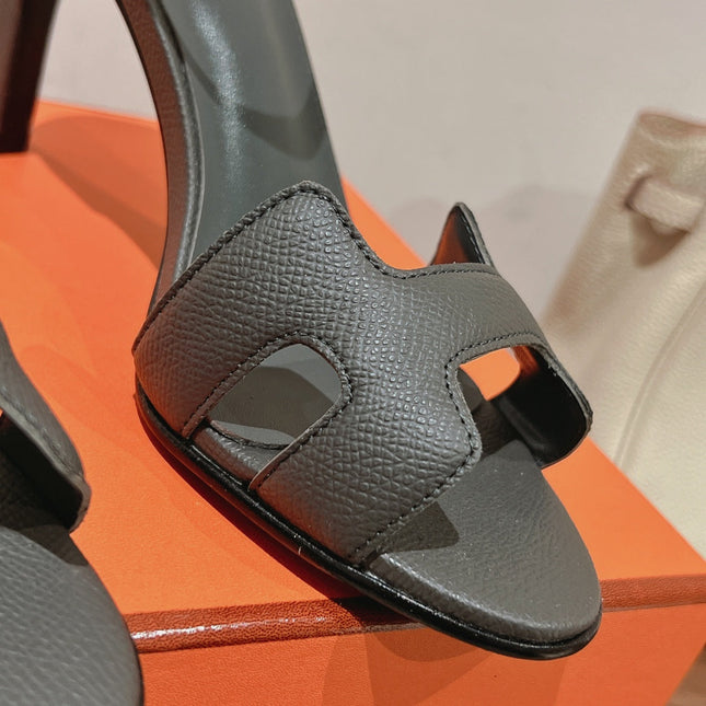 PREMIERE 105 SANDAL IN DARK GRAY CALFSKIN