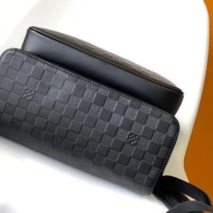 DAMIER CAMPUS BACKPACK 39 IN BLACK CALFSKIN AND CANVAS