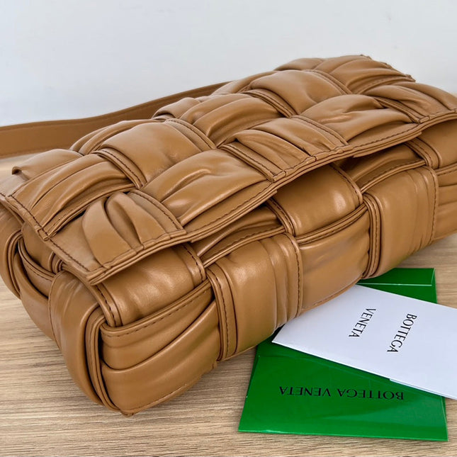 CASSETTE 28 IN MEDIUM BROWN SOFT LAMBSKIN